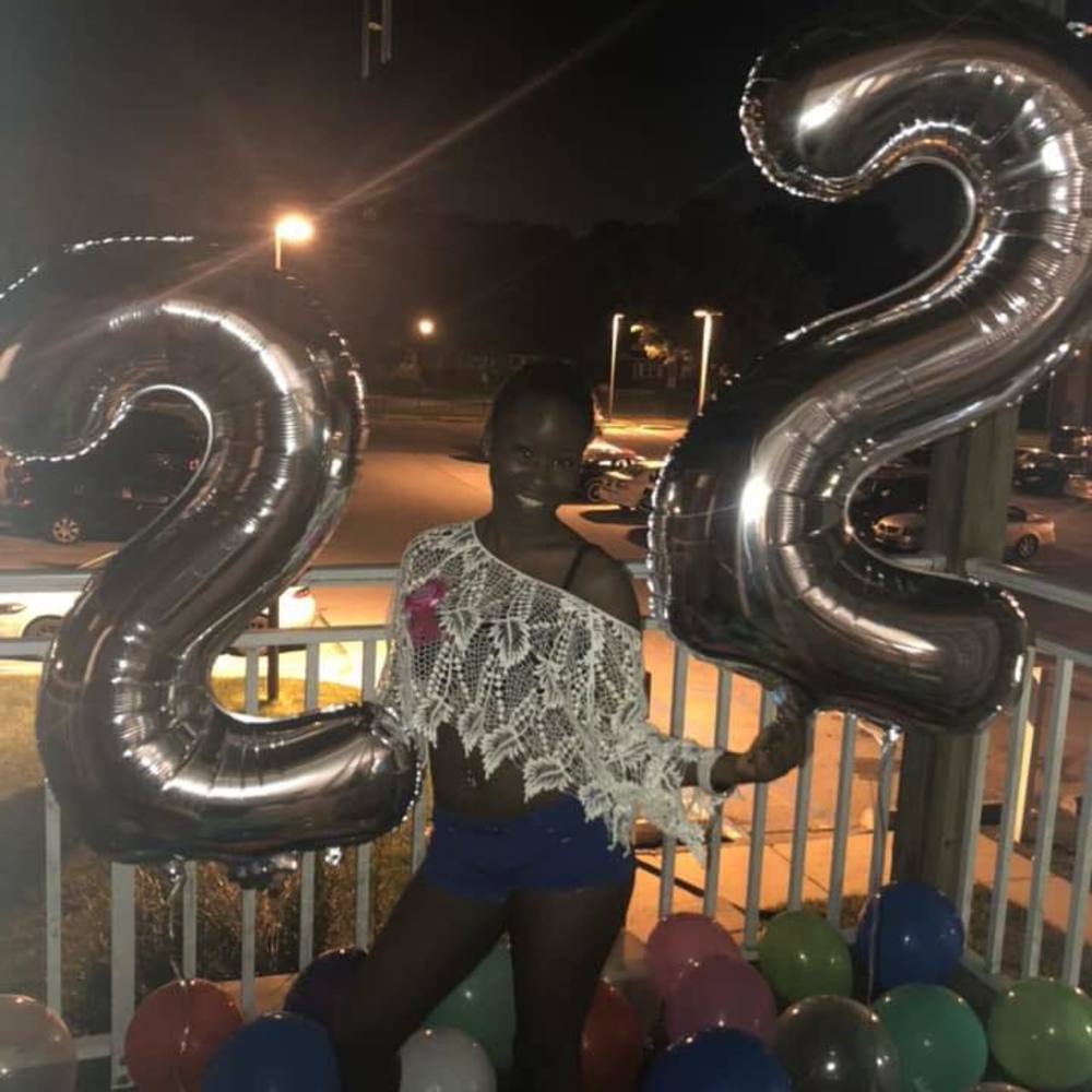 Meet your Posher, Shauna